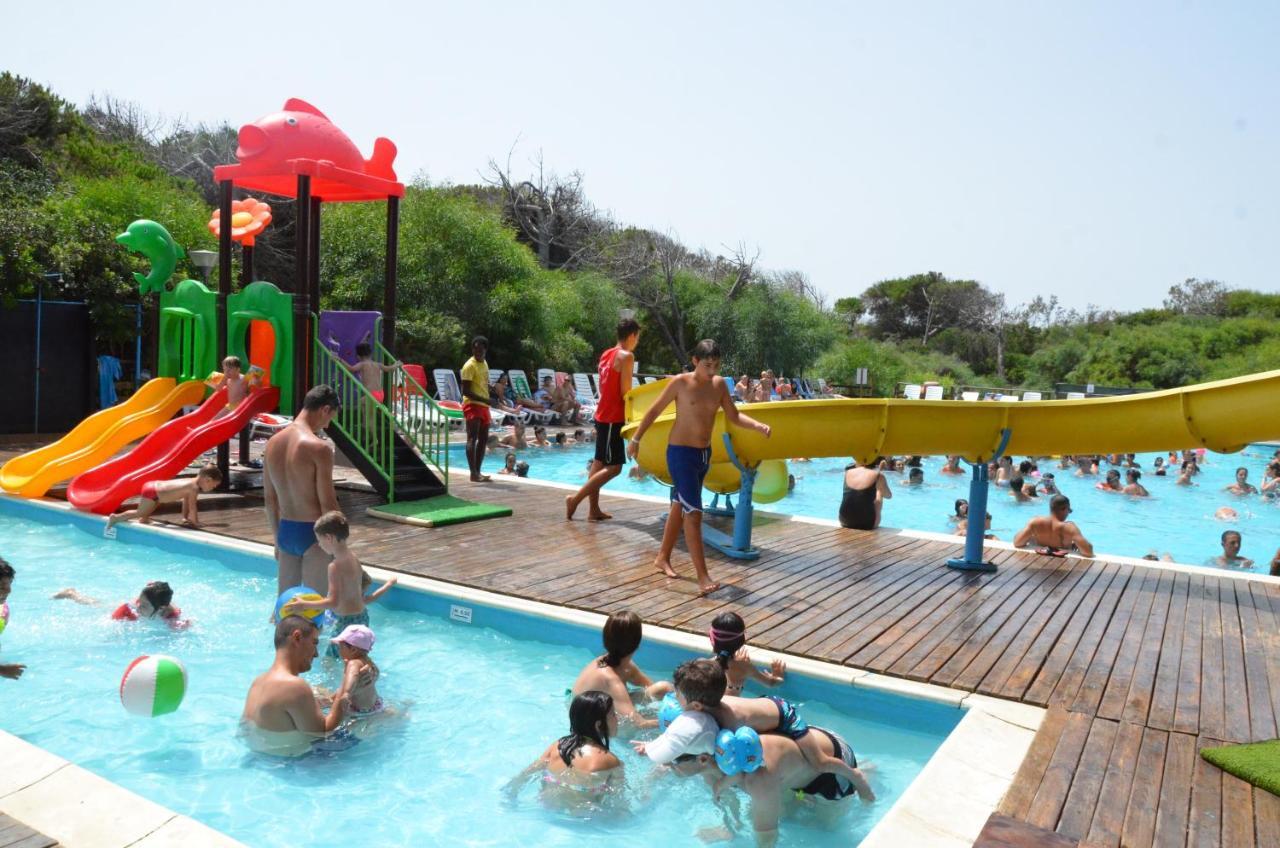 ס'ארקיטו קוליירי Happy Camp Mobile Homes In Camping Village Bella Sardinia מראה חיצוני תמונה
