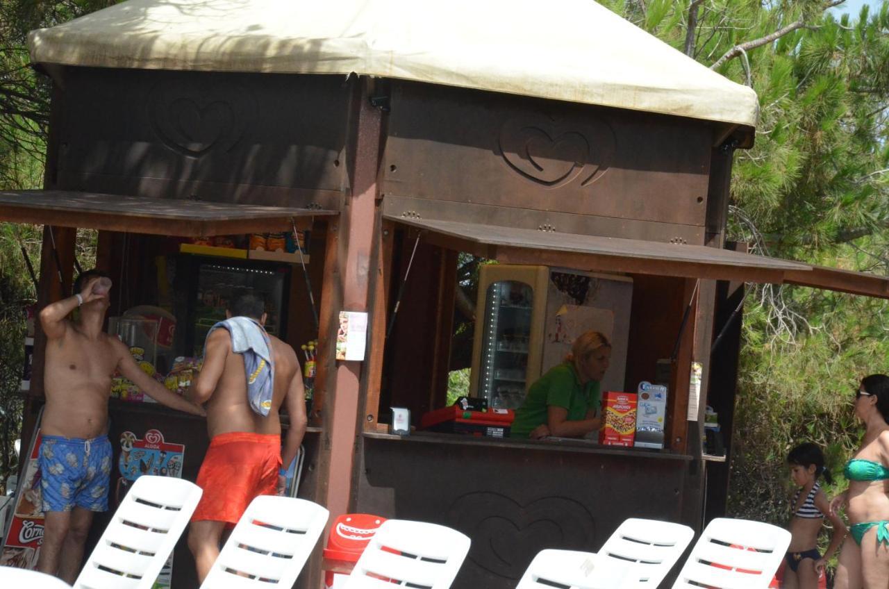 ס'ארקיטו קוליירי Happy Camp Mobile Homes In Camping Village Bella Sardinia מראה חיצוני תמונה